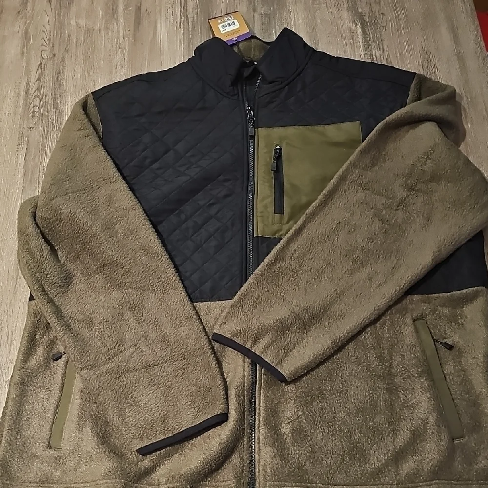 Eddie Bauer Olive and Black Quilted Jacket